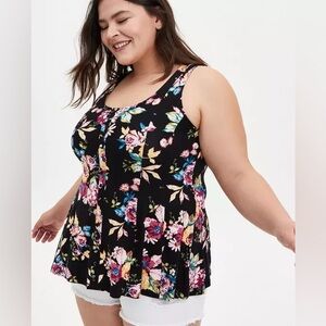 Torrid super soft sleeveless flare floral top